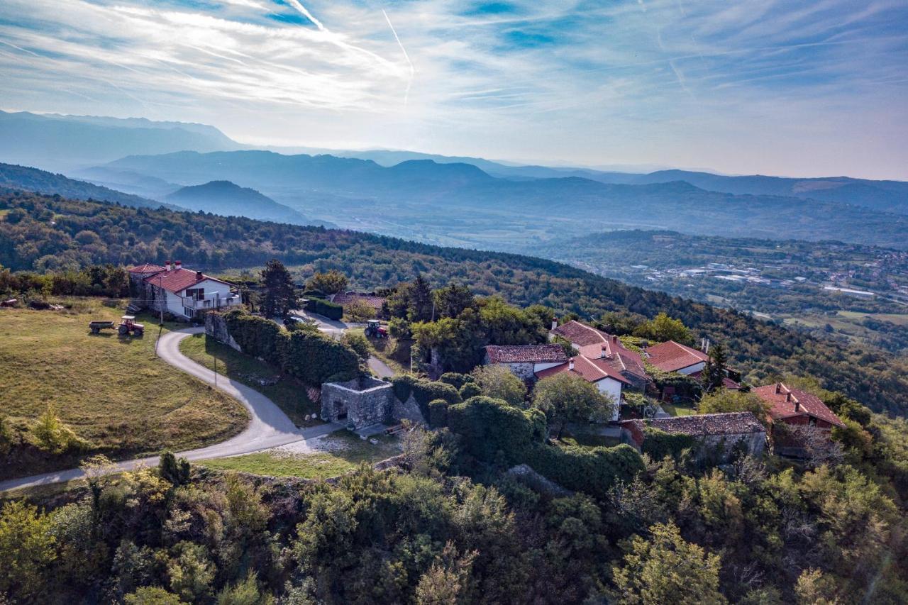 Апартаменти Panorama Glamping Vipavska Dolina Dobravlje Екстер'єр фото
