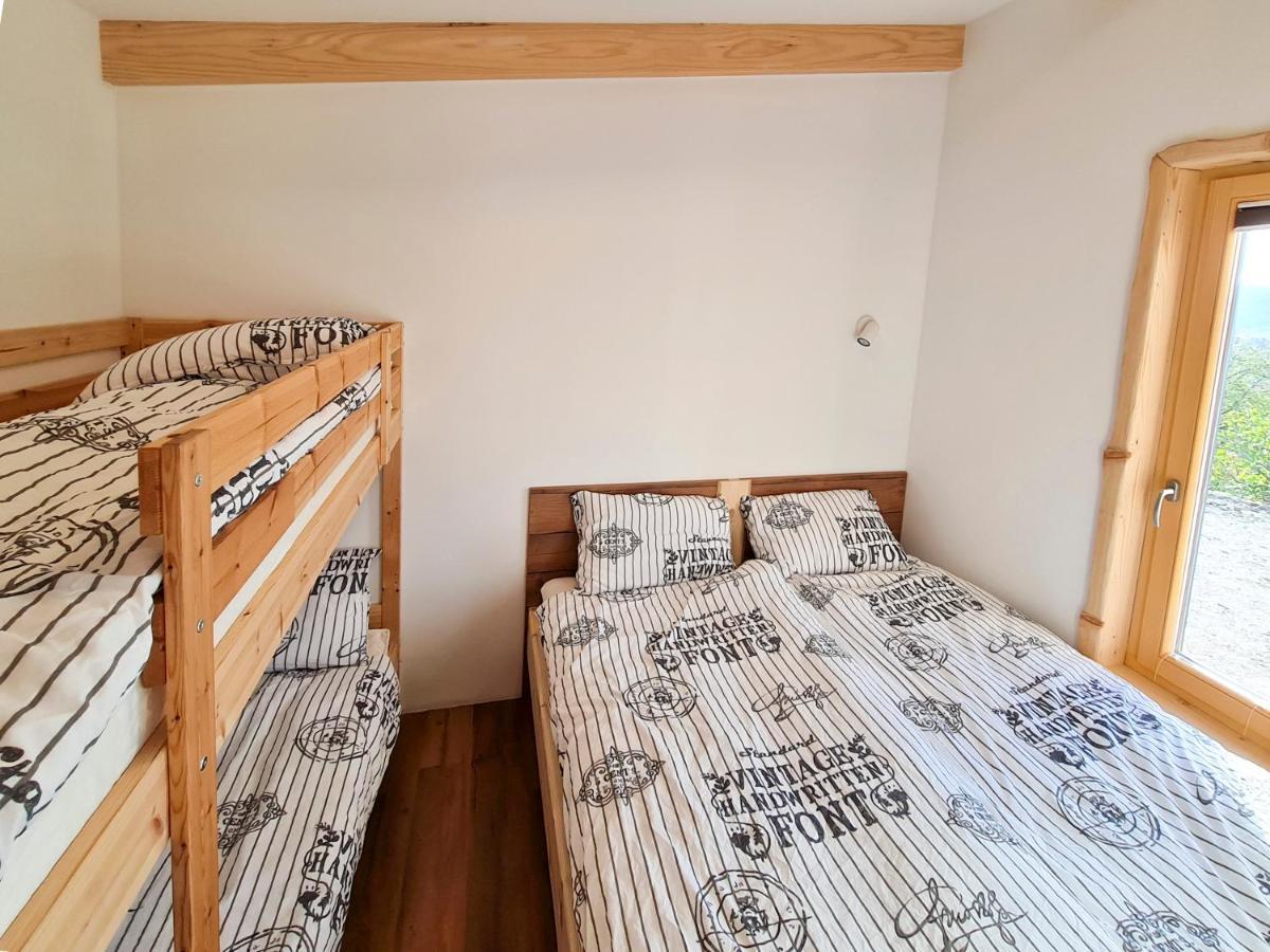 Апартаменти Panorama Glamping Vipavska Dolina Dobravlje Екстер'єр фото